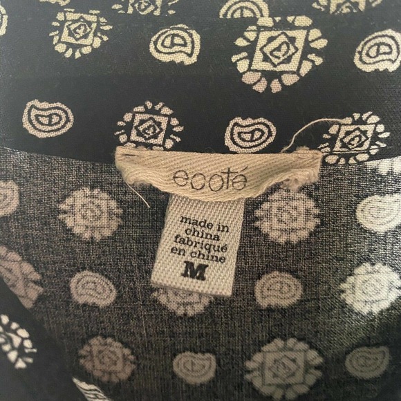 Ecote Urban Outfitters Black L/Sleeve Button Down Shirt Medium - Picture 4 of 8